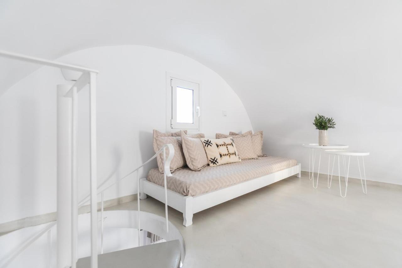 אימרוביגלי The 360° Caldera View House By Caldera Houses מראה חיצוני תמונה